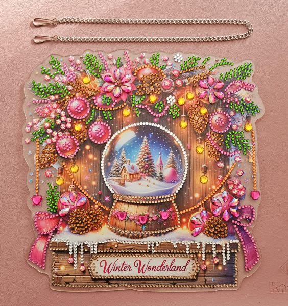 Deko Diamond Painting handmade Ornament aus Acryl, Motiv Winter Wonderland zum Aufhängen (fertig)