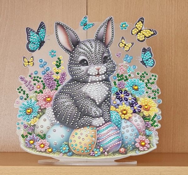 Osterdeko Diamond Painting handmade Ornament aus Acryl, Motiv Hase mit Oster-Ei (fertig)